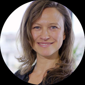 Amy Dron|HEAD OF COMMUNICATIONS